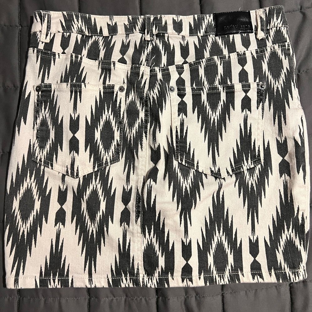 TRIBAL Mini Jean Skirt - Picture 4 of 4